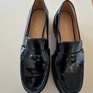 Brand New Coach Patent Leather Leah Loafer Size 9